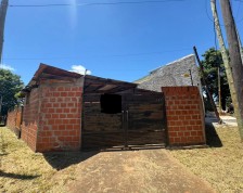 Casita prefabricada con piscina