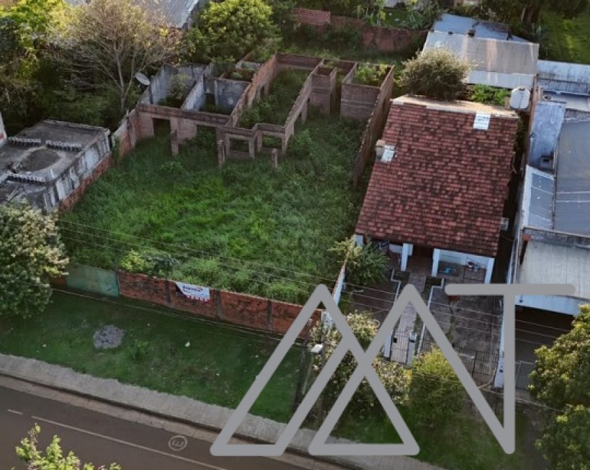 Terreno con amplio frente