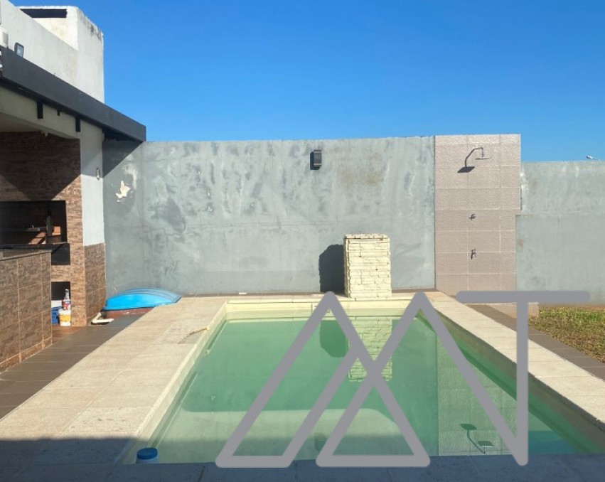 Casa de 1 dormitorio con piscina